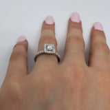 Bague halo lianna 0.90ct de diamants en or blanc 14k