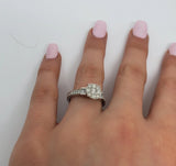 Bague lilly 0.75ct de diamants en or blanc 10k