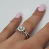 Bague Amour Infinie 0.75ct de diamants en or blanc 10k