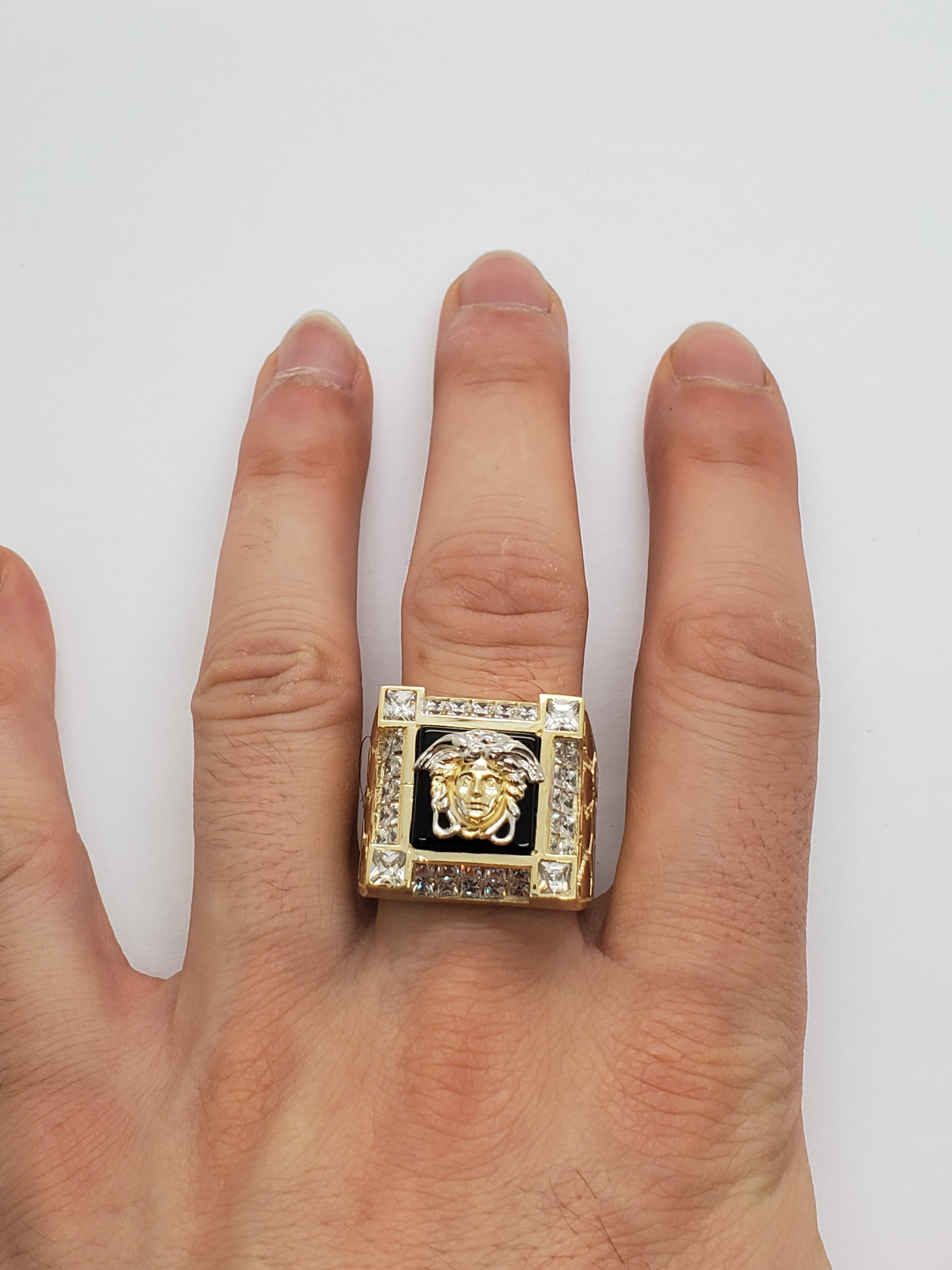 Bague versace Massif  en or 10k model 2020
