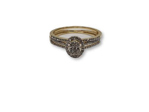 bague halo 0.25ct de diamants en or jaune 10k