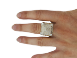 Bague Pyramide en or 10k model 2020