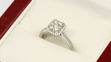 Bague de prestige Halo 0.38ct si diamants en or blanc 14K pour femme - orquebec