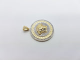 Medaillon Versace prestigieux en or jaune 10 karat - orquebec